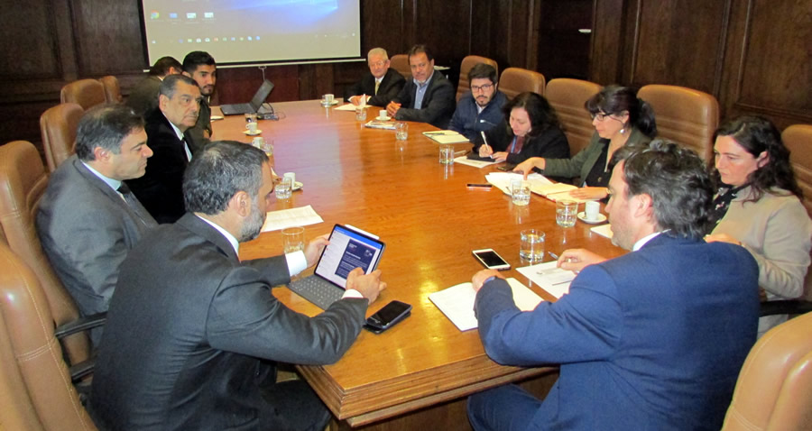 Directorio FTH sostuvo reunión protocolar con subsecretario de Hacienda, Francisco Moreno 