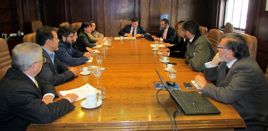 Directorio FTH sostuvo reunión protocolar con subsecretario de Hacienda, Francisco Moreno 